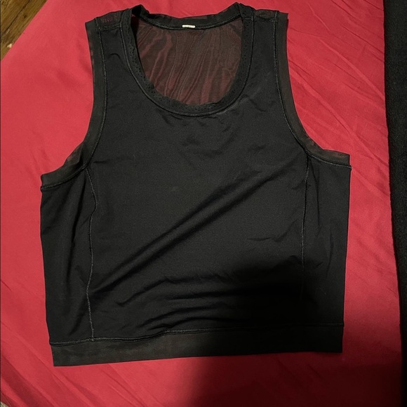 Lululemon clothes - Picture 8 of 9